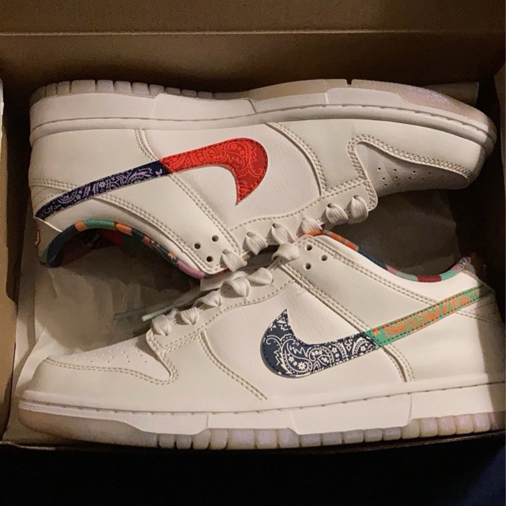 SALE! Nike - Dunk Low (GS) 'Multi-Color Paisley' Grey & White. 7Y boys 8.5W
